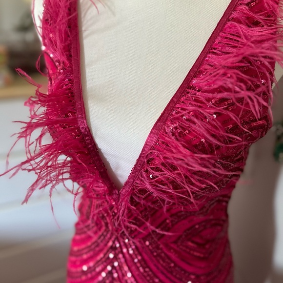 Lulu’s Magenta Sequin Feather Maxi Dress - Picture 7 of 8